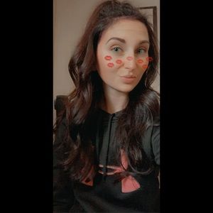 Meet your Posher, Amber